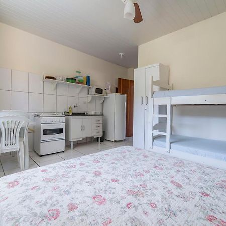 Residencial Mariscalia 2/4 Apartment Bombinhas Luaran gambar