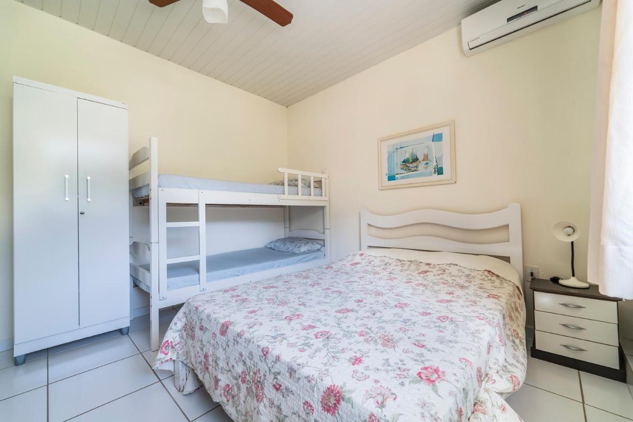 Residencial Mariscalia 2/4 Apartment Bombinhas Luaran gambar